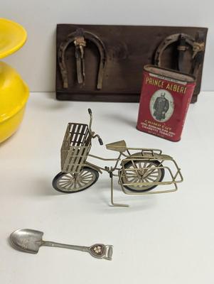 Misc Decor Match Box Arturo Fuente Cigar Box Vintage Metal Spittoon