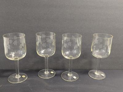 Vintage Etched Flowers Crystal Wine Glasses Mid-Century Modern Made In Romania