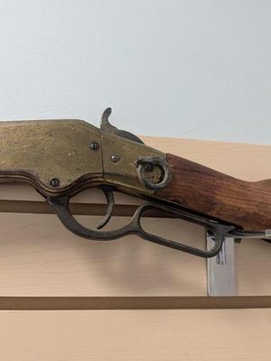 Wall Decor Replica Long Gun