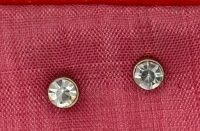 RHINESTIONE STUD EARRINGS