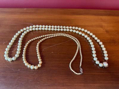 Sale Photo Thumbnail #536: 2 strands of vintage faux pearls