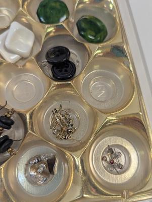 Vintage Costume Pierced Earrings