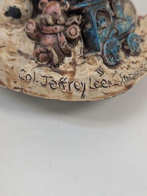 1995Jeffrey Lee Cunningham Signed Resin Santa Sculpture Statue