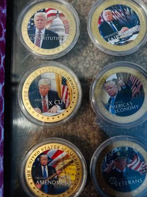 DONALD TRUMP UNITED STATES GOLD TONE COLORIZED COIN COLLECTION