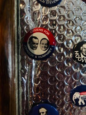VINTAGE PRESIDENTIAL CAMPAIGN BUTTONS