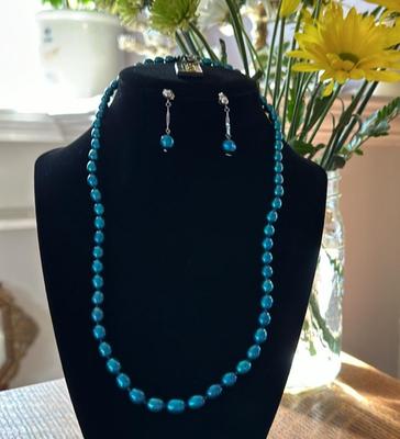 Pearl and earrings set