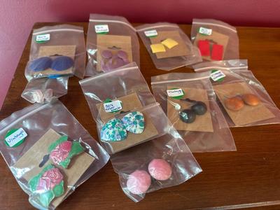 Earring lot