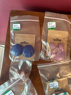 Earring lot