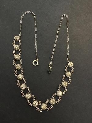 Dainty Vintage Link Collar Necklace