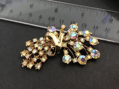 Gold Tone Aurora Borealis Brooch