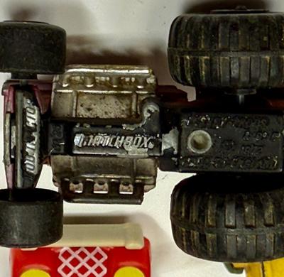 Fast Food Happy Meal Toys & Hot Wheels Lesley Die-cash Tractor Train Pull-back cars Disney Wienerschnitzel Anntena topper