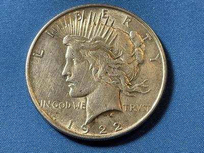 1922-P VERY FINE CONDITION CLEANED PEACE SILVER DOLLAR AS PICTURED