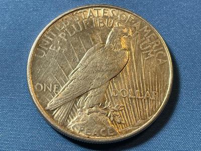 1922-P VERY FINE CONDITION CLEANED PEACE SILVER DOLLAR AS PICTURED