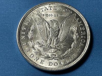 1921-P UNCIRCULATED CONDITION MORGAN SILVER DOLLAR (COIN #34).