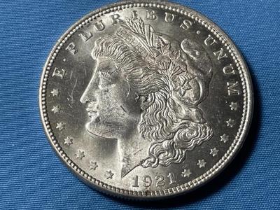 1921-P UNCIRCULATED CONDITION MORGAN SILVER DOLLAR (COIN #31).
