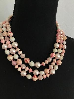 Beautiful vintage Hong Kong, three strand pink tone necklace