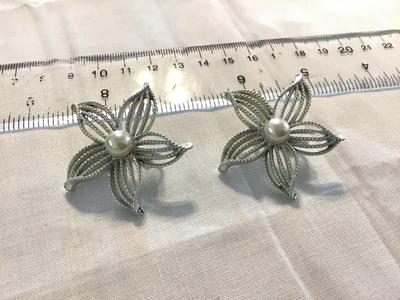 Sarah Coventry Clip on Earrings