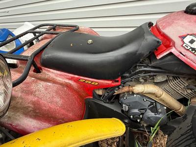O4- 2003 Suzuki four wheeler