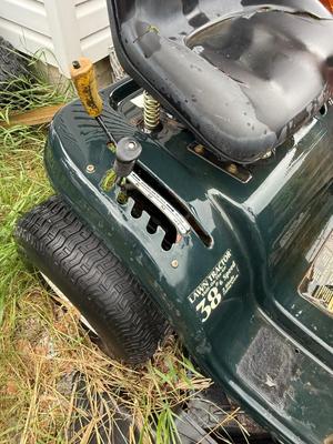 O6-Riding Lawnmower