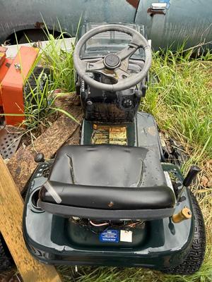 O6-Riding Lawnmower