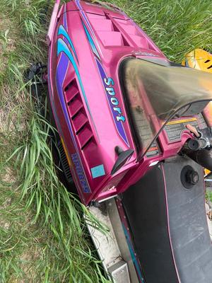 Polaris Indy touring sport, no title engine is loose