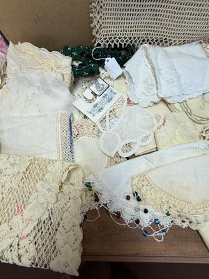 Doily Linen Lot