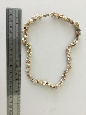 Vintage shell beaded collar necklace