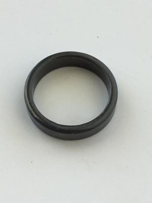 Unmarked men’s black ring
