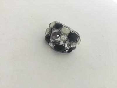 Unmarked beautiful statement ring