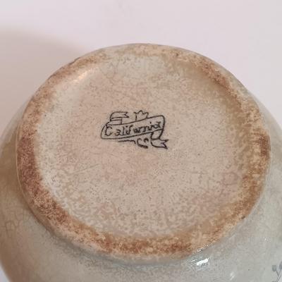 LOT 102L: McCoy USA Pitcher and Bowl, California Stoneware & Homer Laughlin Rose Bowl