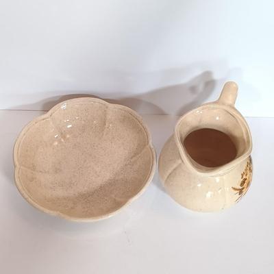 LOT 102L: McCoy USA Pitcher and Bowl, California Stoneware & Homer Laughlin Rose Bowl