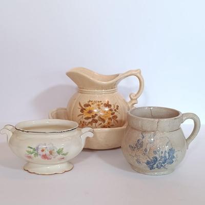 LOT 102L: McCoy USA Pitcher and Bowl, California Stoneware & Homer Laughlin Rose Bowl
