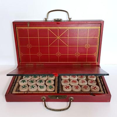 LOT 108L: Vintage Xiangqi Chinese Chess Set