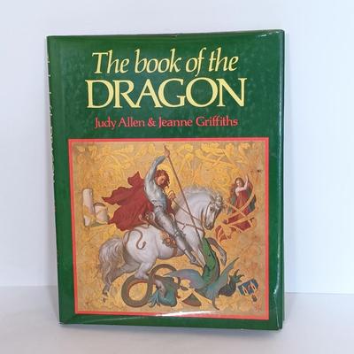 LOT 109L: Signed 1st Edition of Induk Pahk's The Wisdom of the Dragon 1970 with Paper Map & More