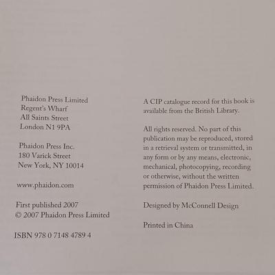 LOT 116: Phauda Press 30,000 Years of Art Coffee Table Book with Fandex Field Guide to Masters of Western Art