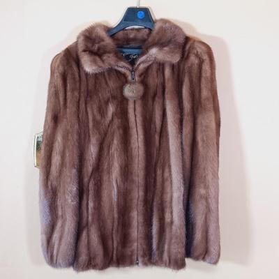 Sale Photo Thumbnail #390