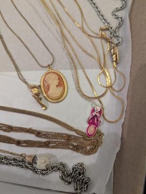Assortment Of Vintage Necklaces