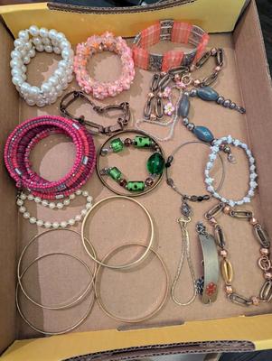 Costume Jewelry Bracelets & Necklaces