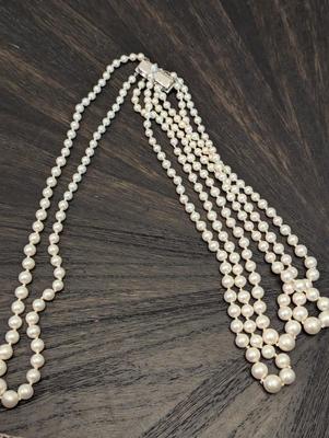 Assortment Of Vintage Necklaces