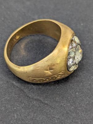 18K H G E Yellow Gold Ring
