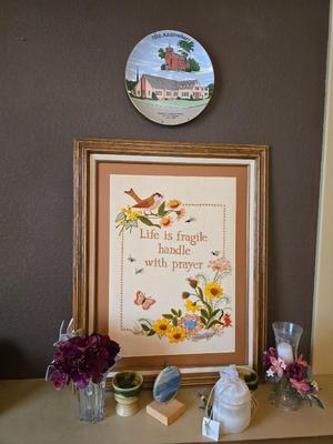 Inspirational Decor & Church Memorabilia Lot – Framed Quote, Commemorative Plate & Accents
