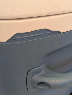 Igloo Rolling Ice Chest