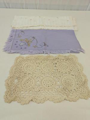 Vintage Lace Embroidery Linen