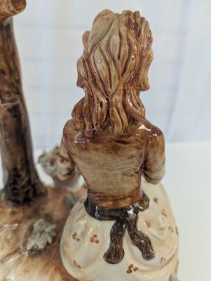 Vintage Porcelain Girl & Flower Lamp