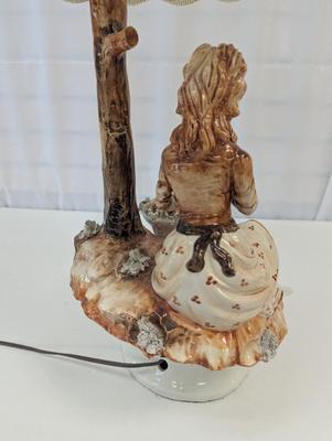 Vintage Porcelain Girl & Flower Lamp