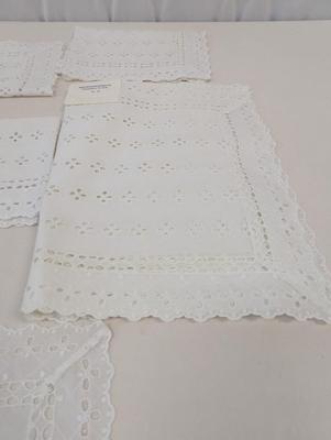 Bess Manufacture Co. Napkins