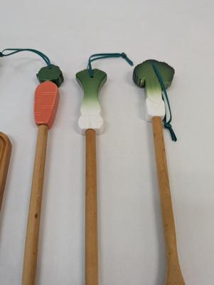 Vintage Avon Gallery Vegetable Wooden Utensils With Rack & Grill Spatula