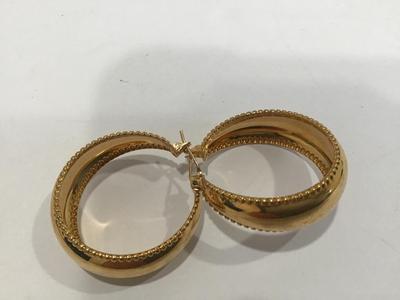 Beatiful Gold Tone Hoop Earrings