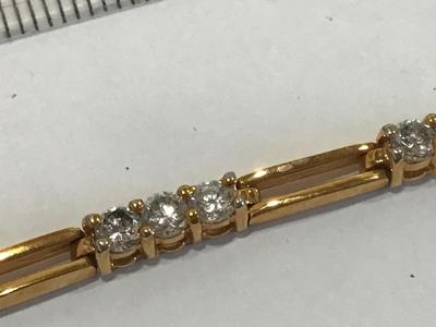 Beautiful Fashion Tennis Bracelet