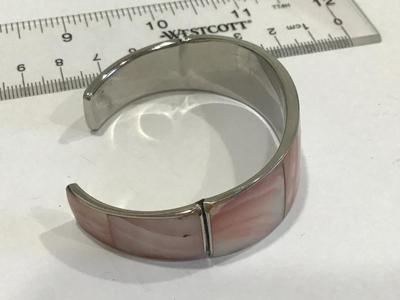 Beautiful Shell Cuff